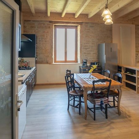 Appartement De Charme Dans Une Maison Isolee Presilly (Jura) Exterior foto