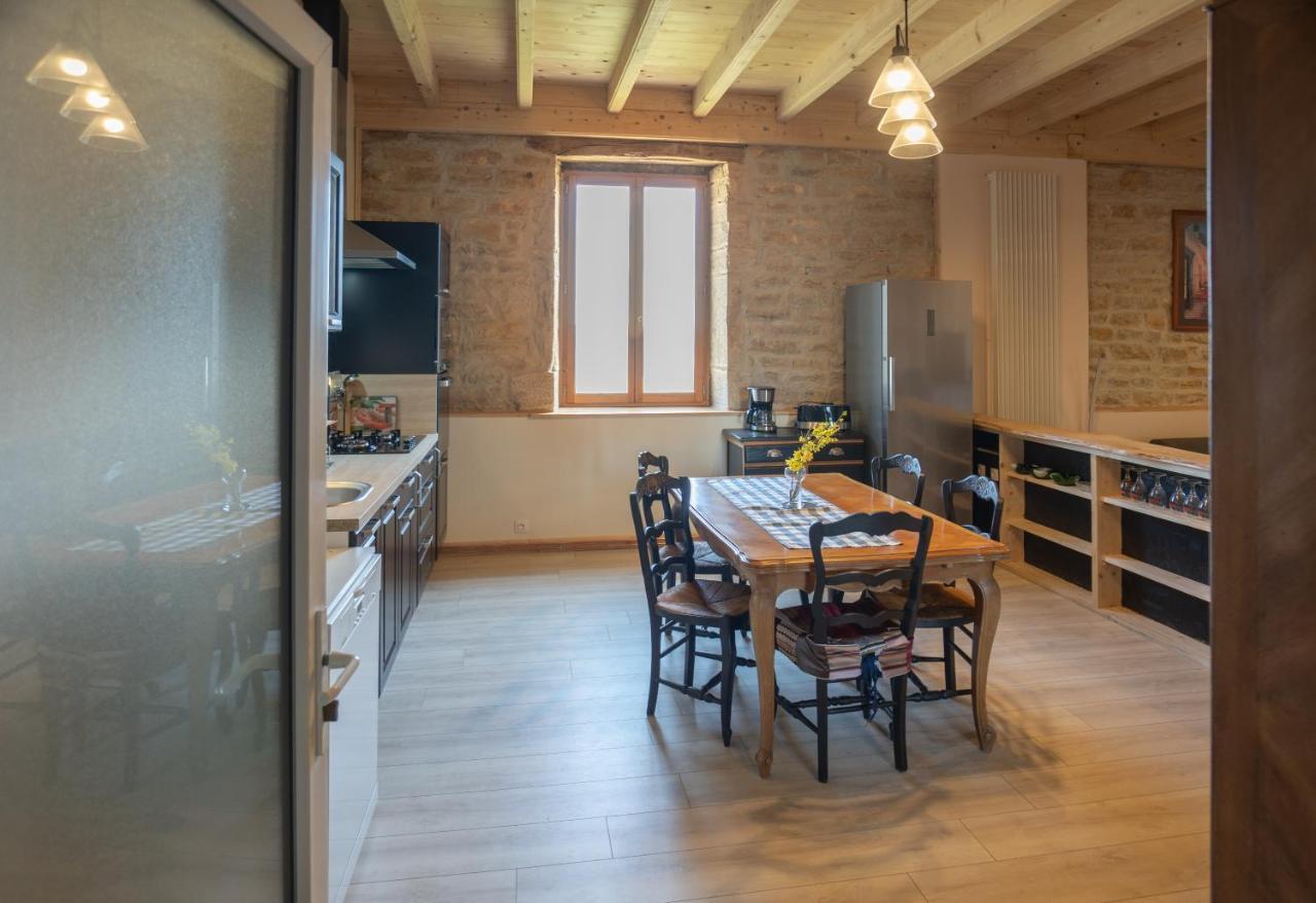 Appartement De Charme Dans Une Maison Isolee Presilly (Jura) Exterior foto